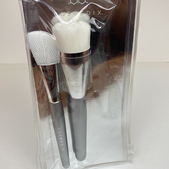 Cosmedix cleansing and mask applicator brushes NEW! - Picture 1 of 11